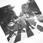 Worn By (ウォーンバイ) Abbey Road The Beatles ザ・ビートルズ アビイ・ロード 復刻オフィシャルライセンスTシャツ ロックTシャツ バンドTシャツ WHITE (ホワイト) 2017 春夏新作のイメージ