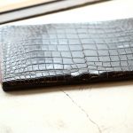 Cisei × 山本製鞄 (シセイ × 山本製鞄) Crocodile Document Case Large (クロコダイル ドキュメントケース ラージ) Nile Crocodile Leather (ワニ革) ナイル クロコダイル クラッチバッグ BLACK(ブラック),NAVY(ネイビー),BROWN(ブラウン)  Made in Japan (日本製)のイメージ