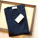 JOHN SMEDLEY (ジョンスメドレー) SICILY (シシリー) 30G Merino Wool (30ゲージメリノウール) クルーネックセーター MIDNIGHT (ミッドナイト) Made in England (イギリス製)　2018 秋冬のイメージ