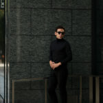 Cruciani(クルチアーニ) Silk Cashmere Turtle Neck Sweater (シルクカシミヤ タートルネック セーター) ハイゲージ シルクカシミヤニット セーター BLACK (ブラック・30060) made in italy (イタリア製) 2019 秋冬新作のイメージ