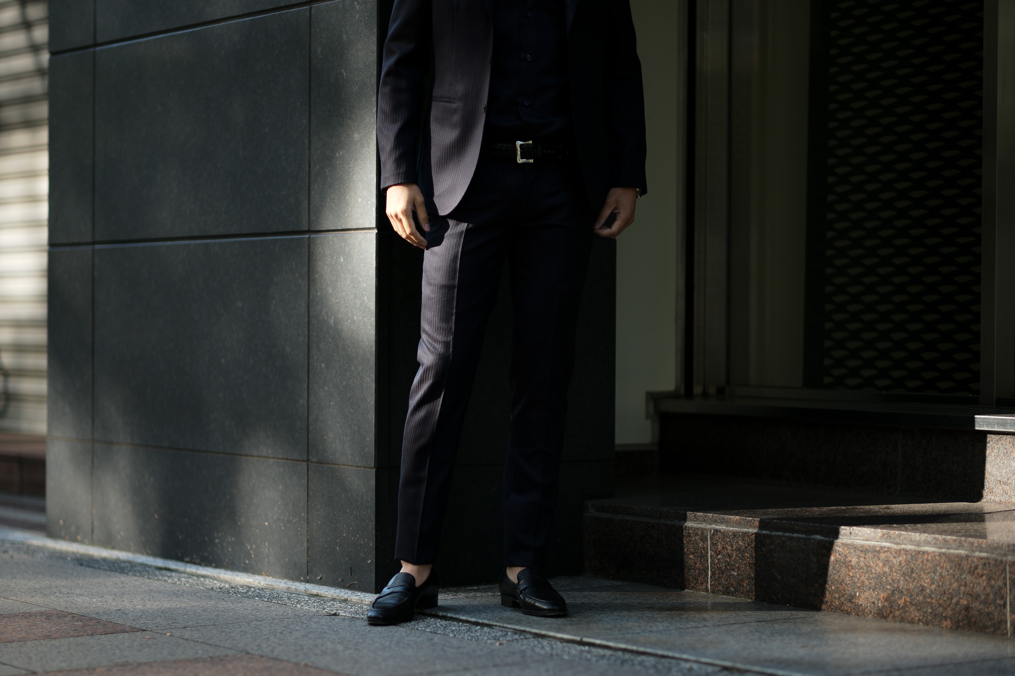 cuervo bopoha(クエルボ ヴァローナ) Sartoria Collection (サルトリア コレクション) Rooster (ルースター) LANVIN (ランバン) ストライプ スーツ NAVY (ネイビー) MADE IN JAPAN (日本製) 2019.2020 【ご予約受付中】愛知 名古屋 altoediritto アルトエデリット オーダースーツ ゼニアスーツ