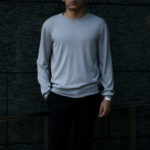 MANRICO CASHMERE “Silk Cashmere Wool” Crew Neck Sweater M050 0000 BLACK(ブラック),SNOW WHITE(スノーホワイト),DRESS BLUES(ドレスブルー),ROYAL BLUE(ロイヤルブルー),SABLE(グレージュ),GREY STONE(ダークグレー),AZTEC(ブラウン),CAMEL(キャメル),KOMBU GREEN(グリーン),YELLOW(イエロー),GRENADINE(オレンジ),HIGH RISK RED(ハイリスクレッド) MADE IN ITALY(イタリア製) 2020AWのイメージ