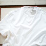 Girelli Bruni (ジレリブルーニ) Key Neck T-shirt (キーネック Tシャツ) GIZA 60/2 ギザコットン キーネックTシャツ WHITE (ホワイト)　made in italy (イタリア製) 2020秋冬新作  【入荷しました】【フリー分発売開始】のイメージ