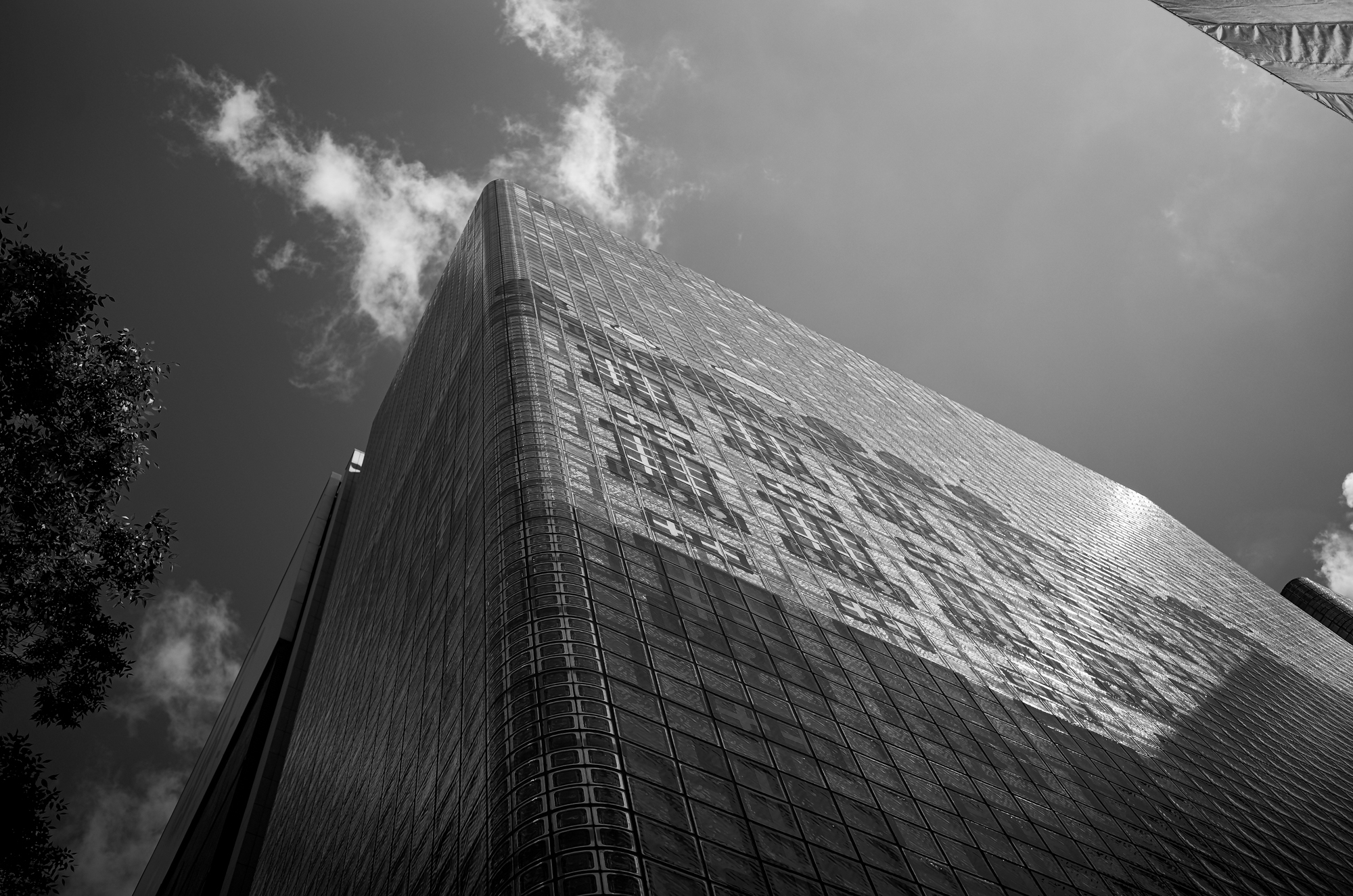 ginza 銀座 東京 tokyo 愛知 名古屋 Alto e Diritto altoediritto アルトエデリット 予約 LEICA ライカ APO SUMMICRON 35mm アポズミクロン35ミリ 空 sky ビル building 都会