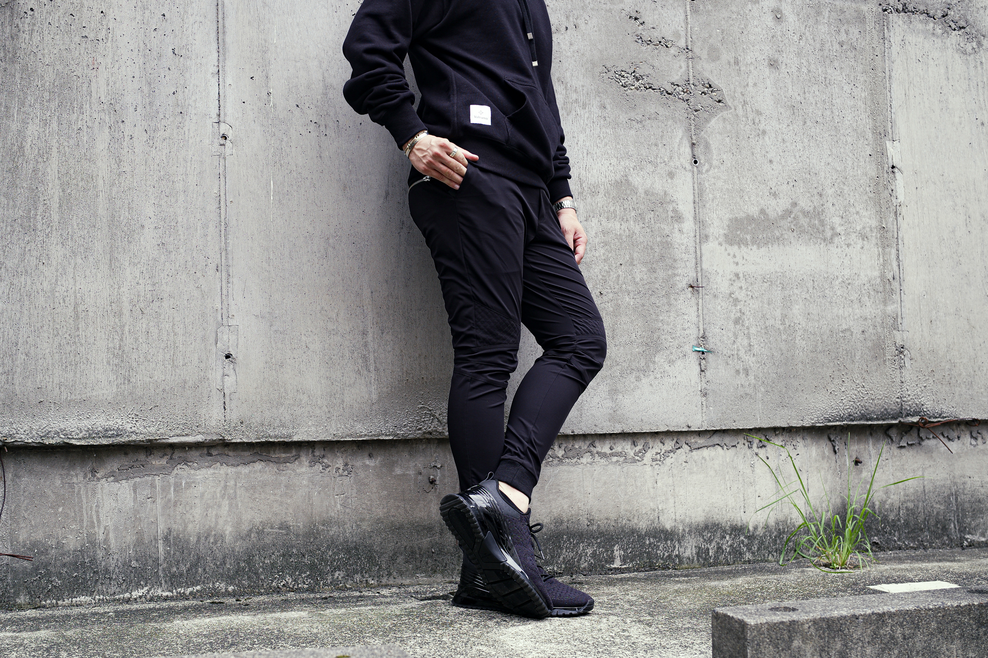 Volturno (ヴォルトゥルノ) Stretch Nylon Back Slim Biker Rib Pants ストレッチ ナイロン バイカー リブパンツ BLACK (ブラック) 2024春夏新作 【発売開始】愛知 名古屋 Alto e Diritto altoediritto アルトエデリット