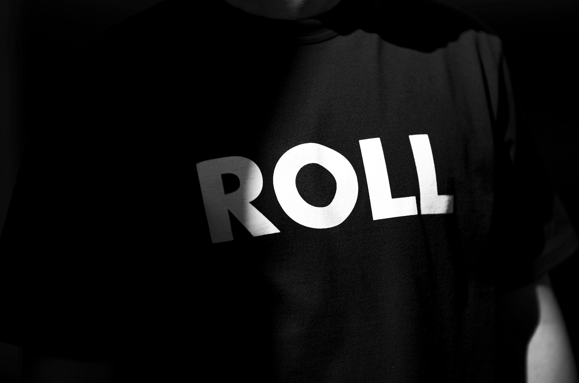 ROLL ロール baba　東京都渋谷区猿楽町2-12 相野谷ビル 205号 馬場康治 ROLL ロゴTシャツ LOGO TEE ホワイト ブラック WHITE BLACK 愛知 名古屋 Alto e Diritto altoediritto アルトエデリット