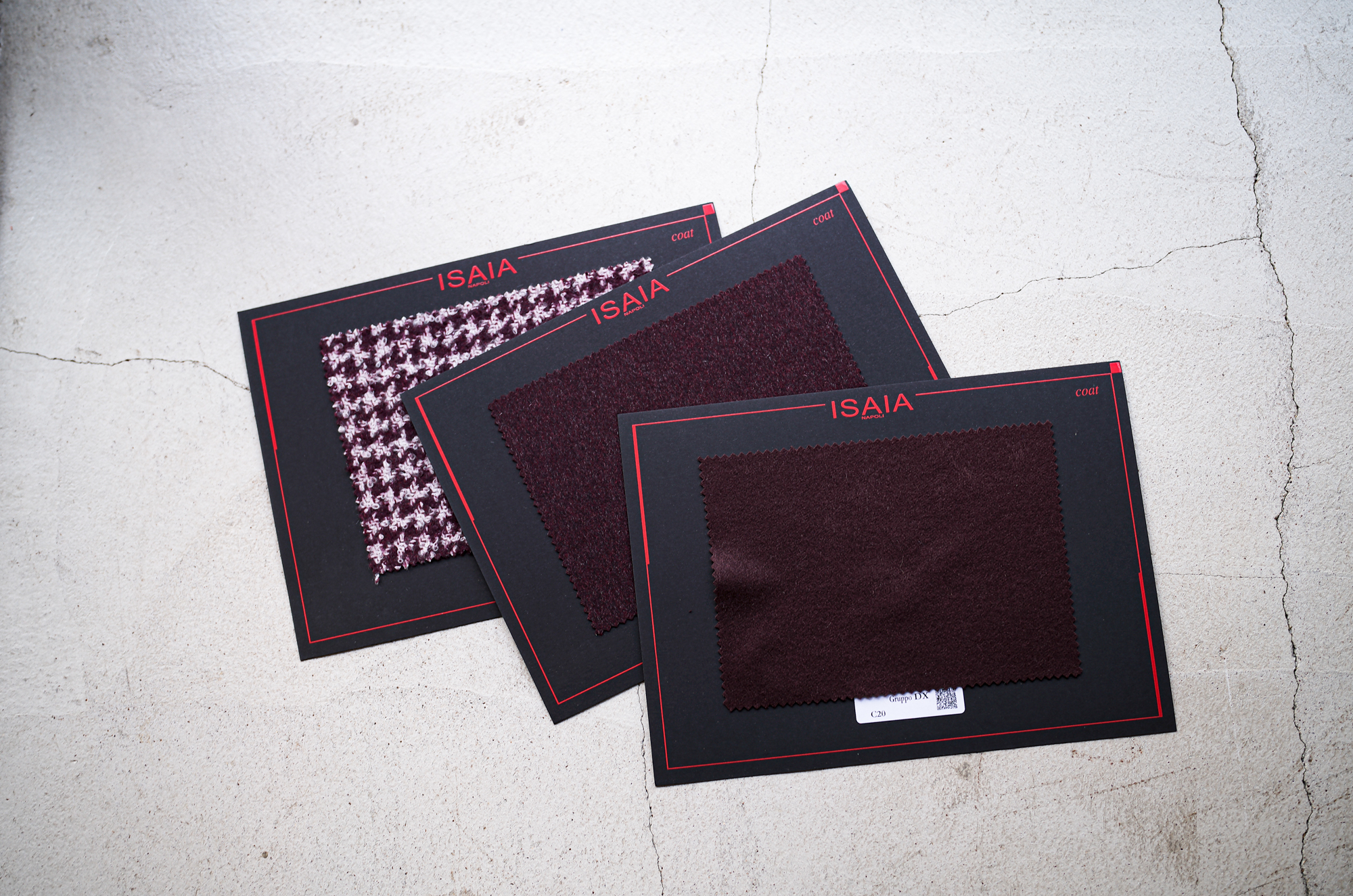 ISAIA /// BURGUNDY 94447/280 87CASHMERE 13SILK , BURGUNDY 93560/281 100CASHMERE , BURGUNDY 93700/460 100CASHMERE イザイア バーガンディー ワイン コート ロングコート ジャケット スーツ 愛知 名古屋 Alto e Diritto altoediritto アルトエデリット オーダー会 受注会