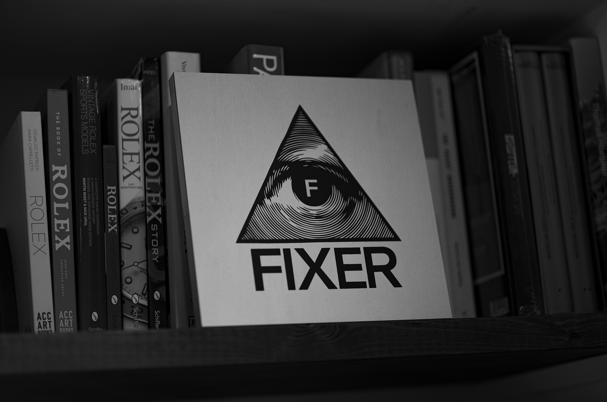 【FIXER BROWN 455×455mm Edition5】231,000円(税込)【FIXER FAT , L/R 展示受注会開催 / 2024.11.16(sat)～2024.11.17(sun)】フィクサー エフエーティー 愛知 名古屋 Alto e Diritto altoediritto アルトエデリット ARt アート FIXER BROWN" 455×455mm 【Edition5】"The Godfixer" 333×333mm 【Edition5】"FIXERBOYS" 273×273mm 【Edition5】"NEW ILLUMINATI" 273×273m 【Edition5】"ANGEL" 273×273mm【Edition5】"TODA BLACK GLORY feat.FIXER" 606×606mm【Edition1】"FIXER forever" 652×500mm【Edition3】"L/R BLACK REVOLUTION Original feat.FIXER"  606×727mm【Edition 1】"L/R BLACK MADNESS 3 Mona feat.FIXER"  420×800mm【Edition 1】フィクサーブラウン ゴットフィクサー フィクサーボーイ ニューイルミナティ エンジェル トダ ブラックグローリー フィクサーフォーエバー エルアール ブラックレヴォリューション ブラックマッドネス モナリザ アート展 展示 販売 受注会 オーダー会