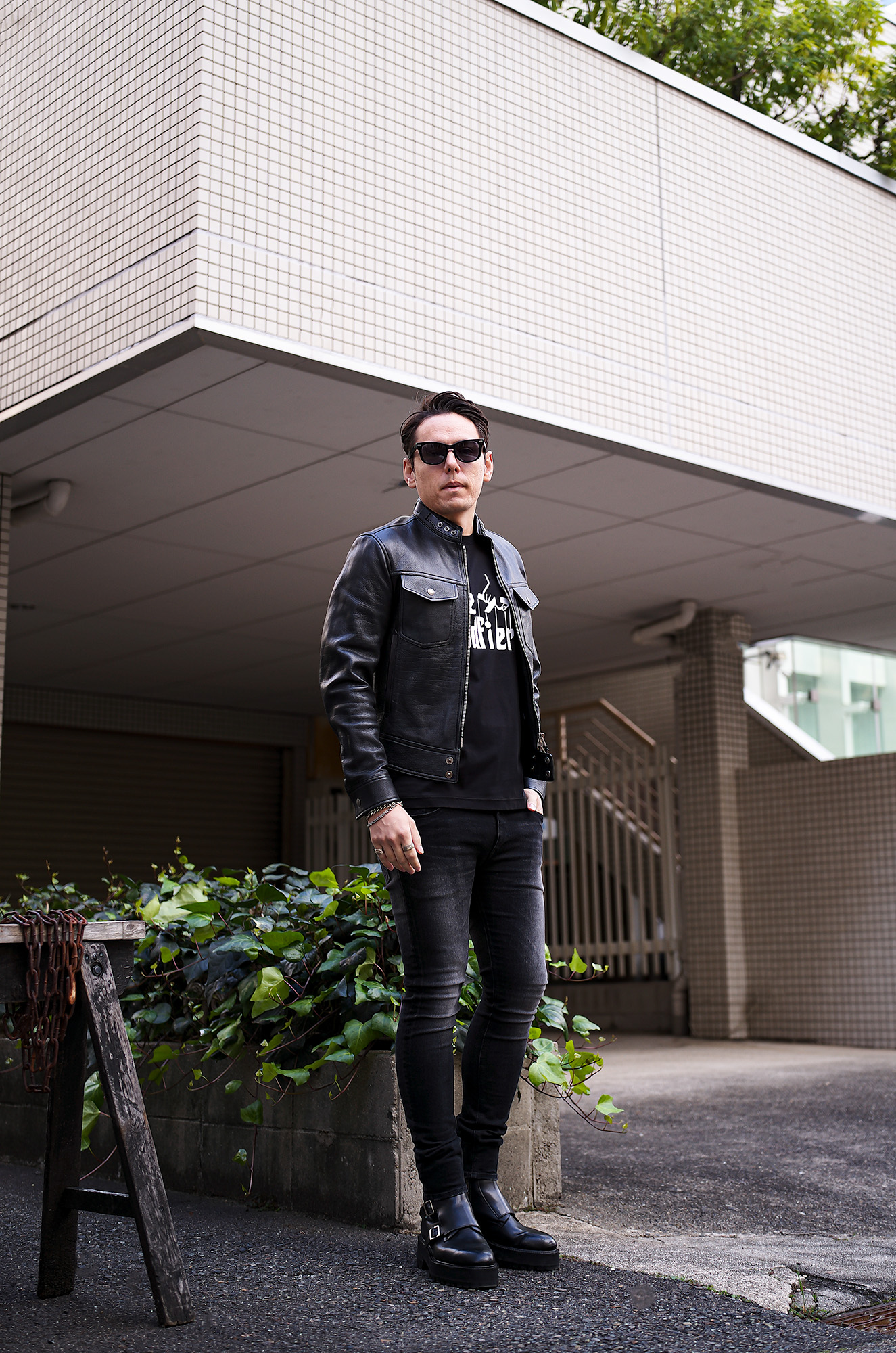 TOM FORD (トムフォード) GLOSSY GRAIN BIKER BLOUSON (グロッシー グレイン バイカー ブルゾン) カーフレザー シングル ライダース ジャケット BLACK (ブラック) Made in italy (イタリア製)トムフォード レザージャケット ライダースジャケット シングルライダース 愛知 名古屋 Alto e Diritto altoediritto アルトエデリット BA459-TFL955