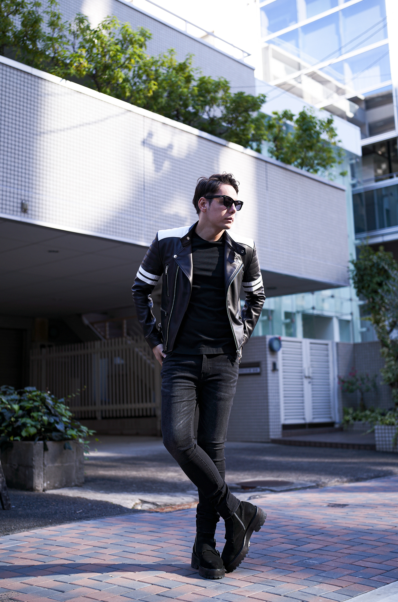 cuervo bopoha (クエルボ ヴァローナ) Sartoria Collection (サルトリア コレクション) Bal (バル) 9oz BLACK COMFORT DENIM ダメージウォッシュ タイトフィット ストレッチ デニム パンツ BLACK (ブラック・72) MADE IN JAPAN (日本製) 愛知 名古屋 Alto e Diritto altoediritto アルトエデリット ブラックデニム 黒デニム デニムブラック