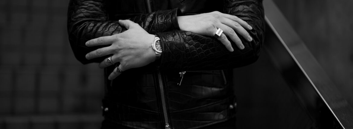 FIXER F1 CROCODILE DOUBLE RIDERS BLACK // FIXER SKULL RING 925 STERLING SILVER // FIXER ILLUMINATI EYES RING 925 STERLING SILVER // FIXER FIXER SIGNET RING 925 STERLING SILVERのイメージ