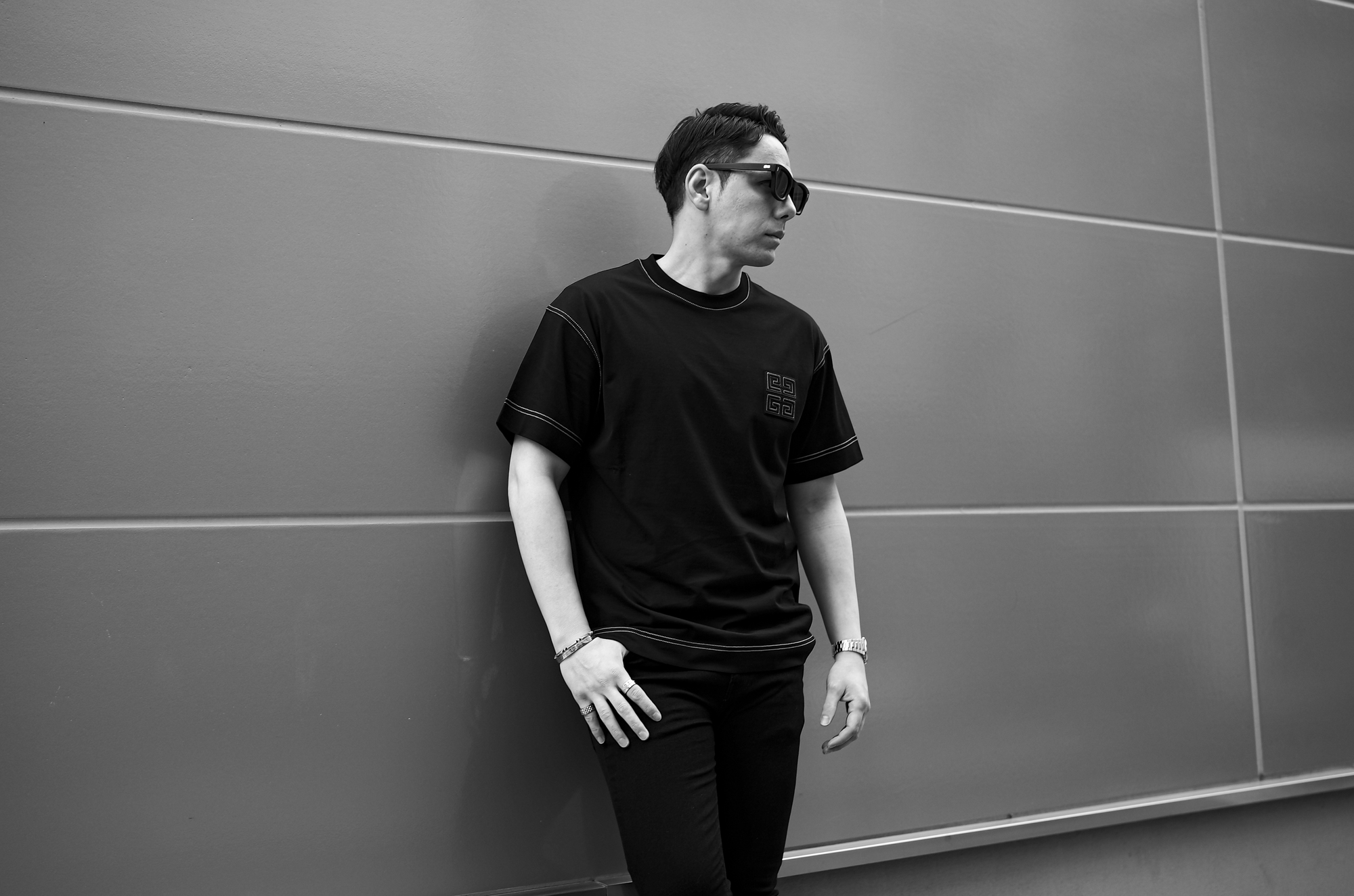 GIVENCHY（ジバンシー）4G Classic fit t-shirt (4G クラシック フィット Tシャツ) ルーズフィット Tシャツ BLACK × WHITE (ブラック×ホワイト) 2025春夏新作 愛知 名古屋 Alto e Diritto altoediritto アルトエデリット