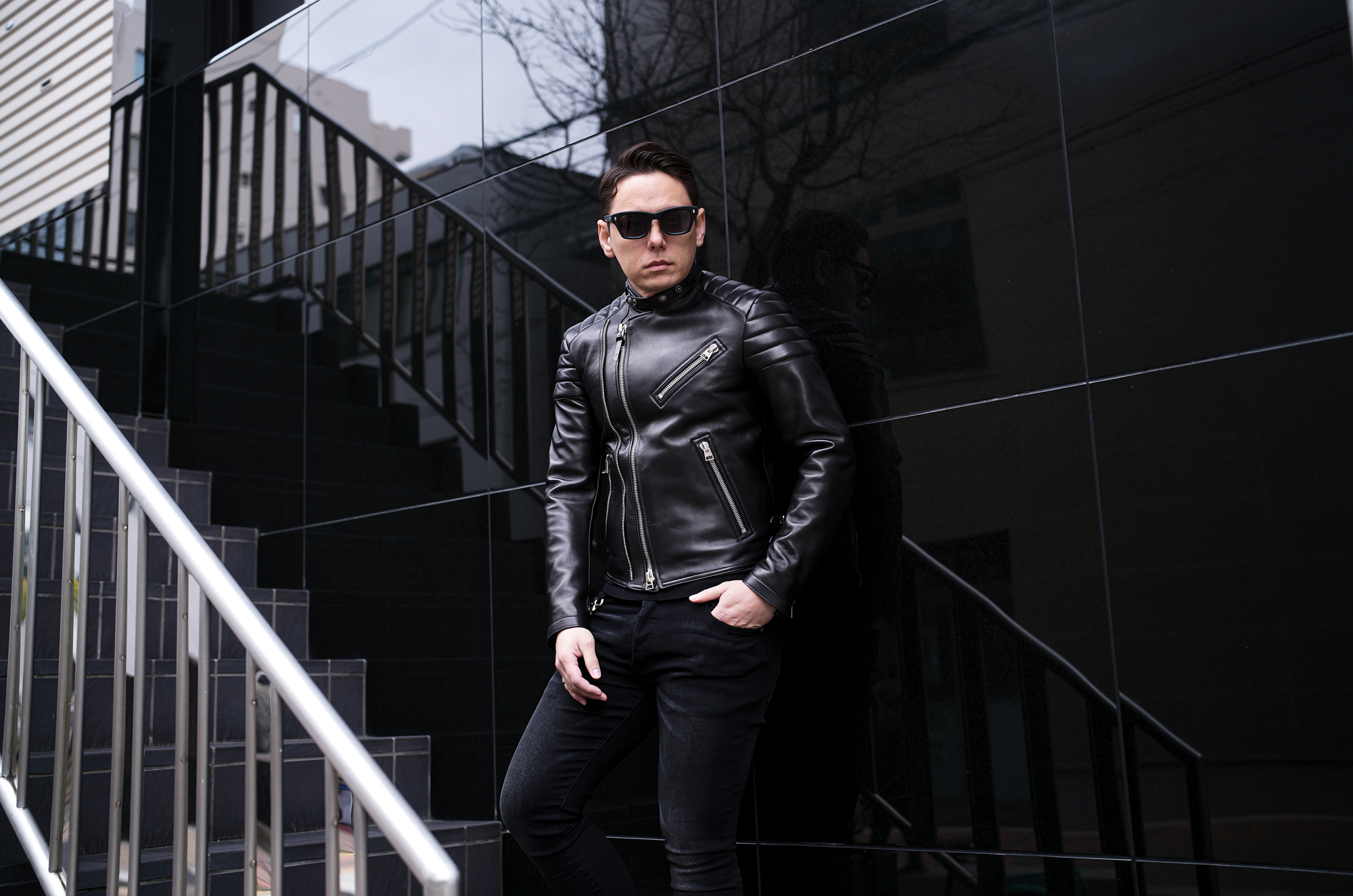 TOM FORD (トムフォード) NAPPA GRAIN LEATHER ZIP BIKER (ナッパ グレイン レザー ジップ バイカー) ラムレザー セミダブル ライダース ジャケット BLACK (ブラック) Made in italy (イタリア製) 2025春夏 Alto e Diritto altoediritto アルトエデリット