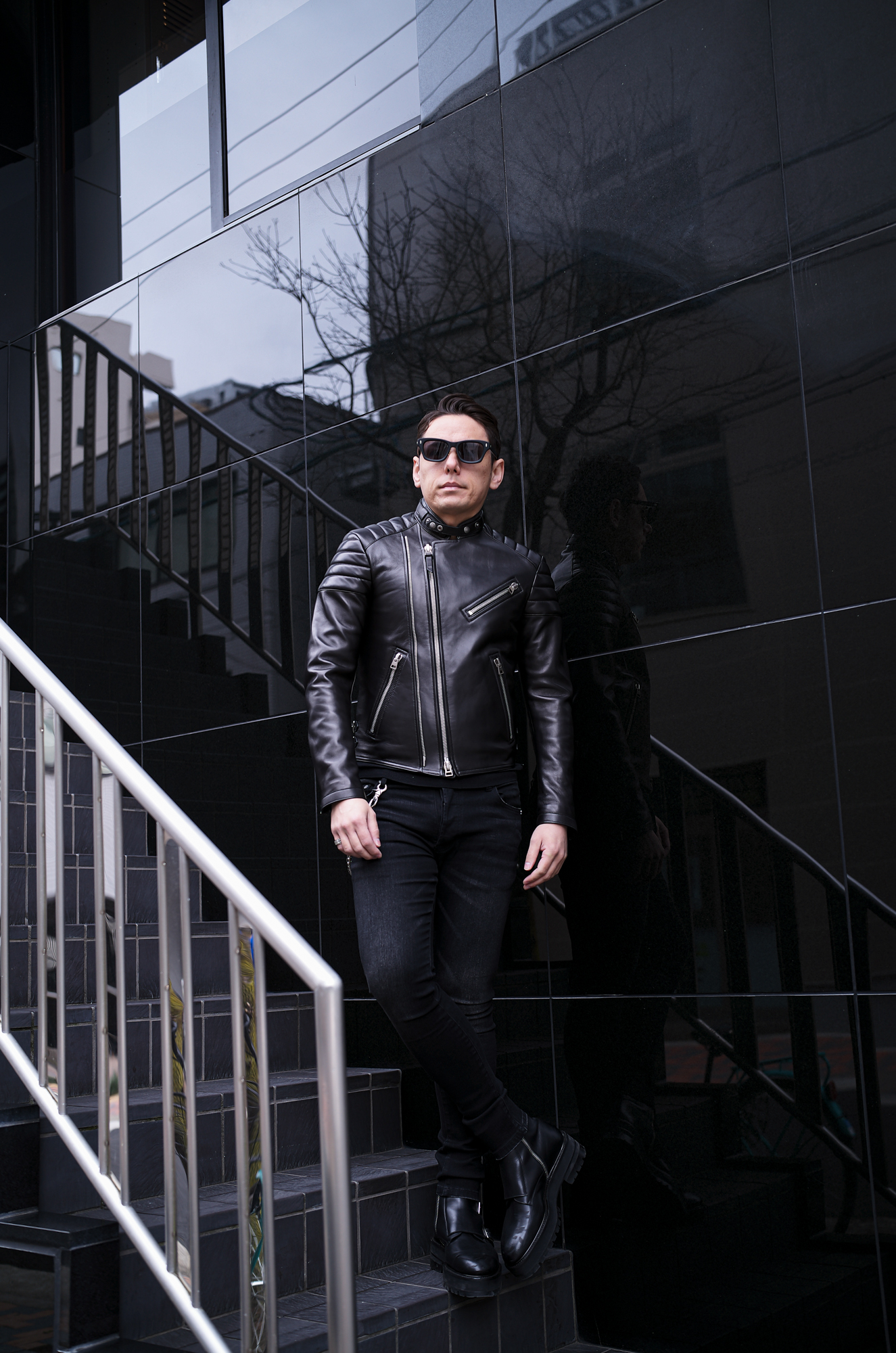 TOM FORD (トムフォード) NAPPA GRAIN LEATHER ZIP BIKER (ナッパ グレイン レザー ジップ バイカー) ラムレザー セミダブル ライダース ジャケット BLACK (ブラック) Made in italy (イタリア製) 2025春夏 Alto e Diritto altoediritto アルトエデリット